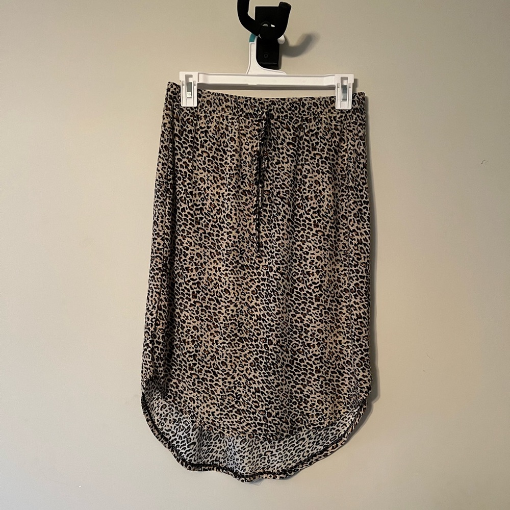 SHEIN Cheetah print midi skirt, size Medium